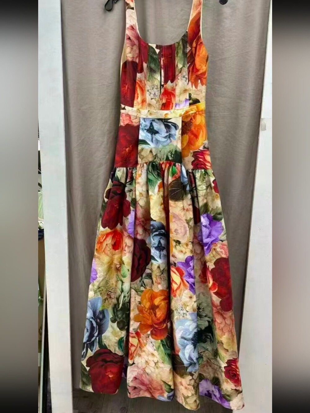 Alice + Olivia diana structured maxi dress - Picture 7 of 7